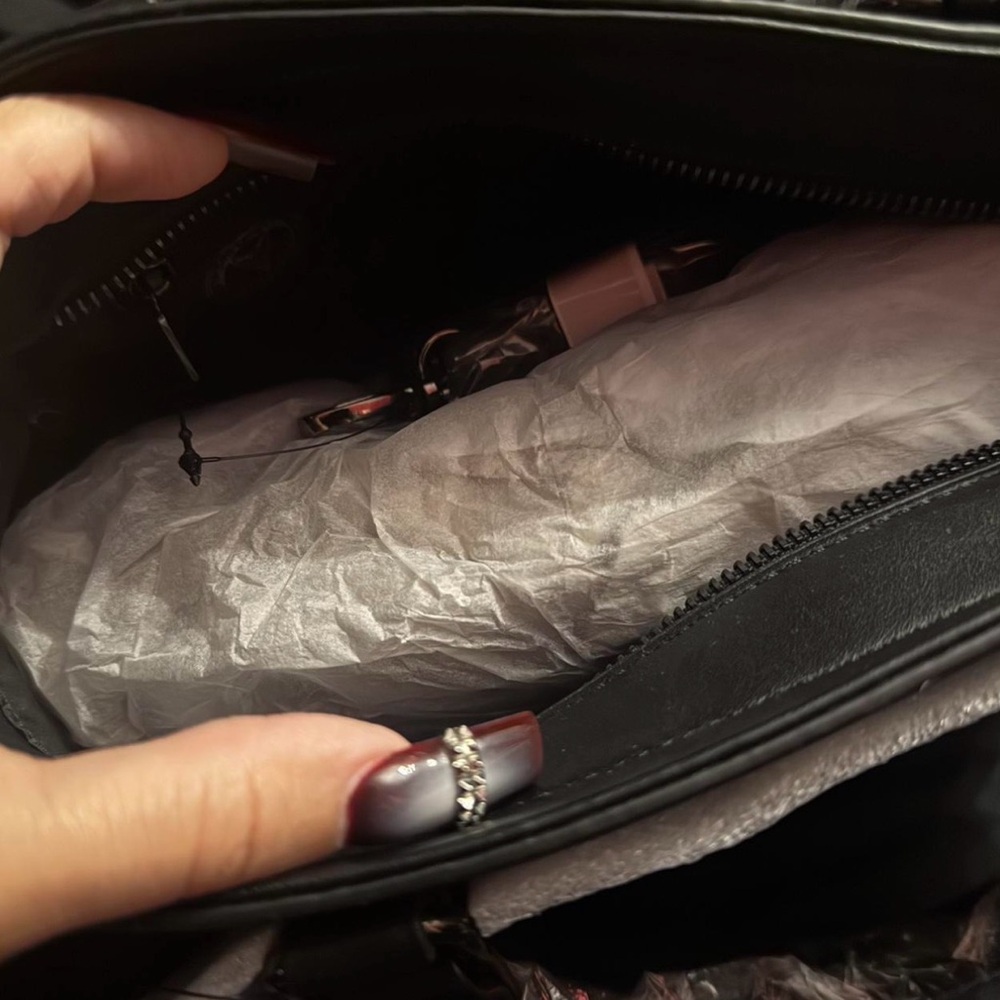 Black craft  bat wing handbag - Picture 4 of 4